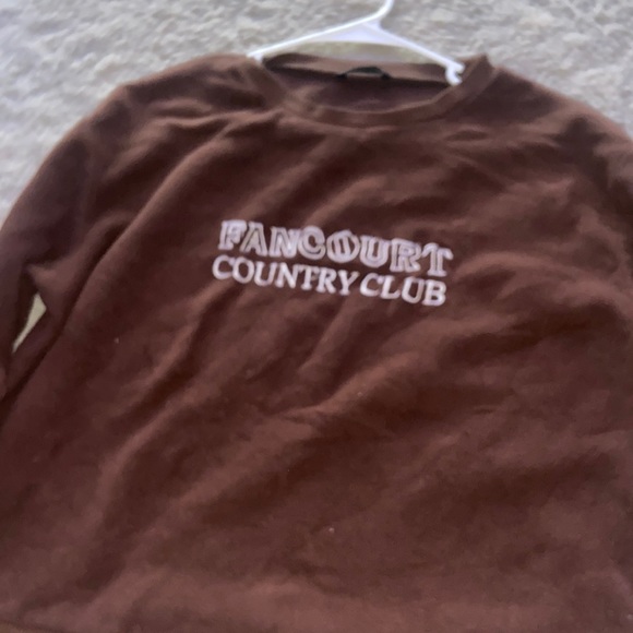 never been used crew neck sweater fancourt country club (it's from shein)